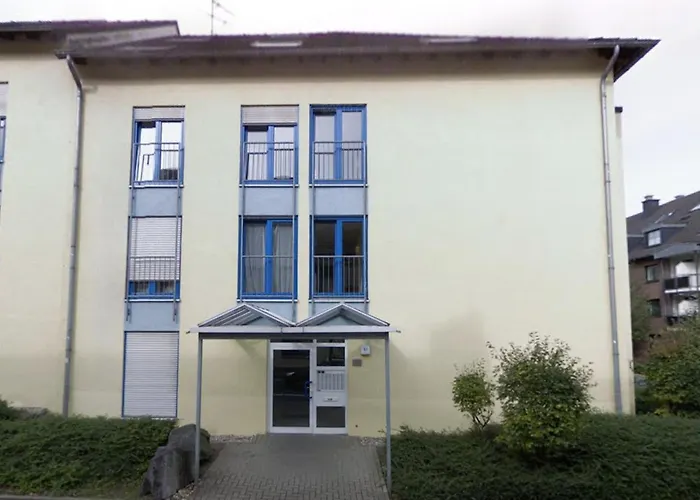 Gallery Apartment: Maisonette + Free Parking + Netflix