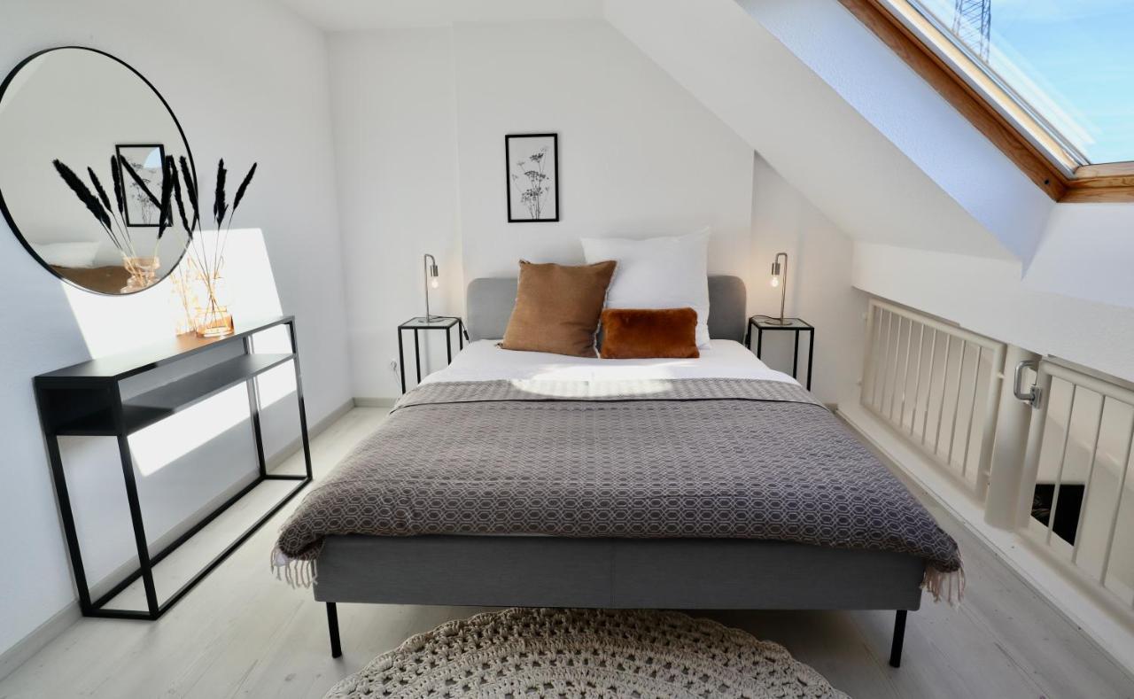 Gallery Apartment: Maisonette + Free Parking + Netflix Essen
